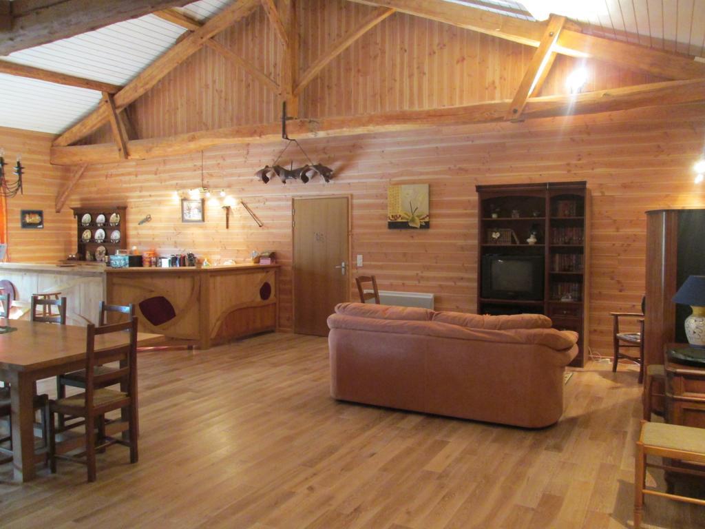 Bed and Breakfast Domaine Du Val De Soux Montgaillard-de-Salies Esterno foto